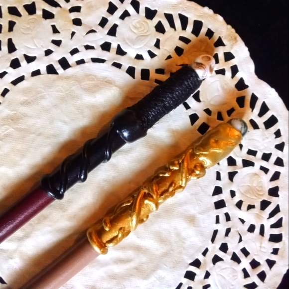 Handmade My First Training Wand Pencil Set, Wizarding World Pencil Wand Set of 2 - Picture 7 of 7